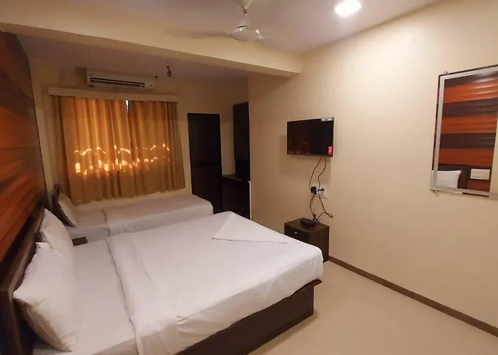 Hotel Rigga Inn Kokilaben Dhirubhai Ambani Hospital Mumbai